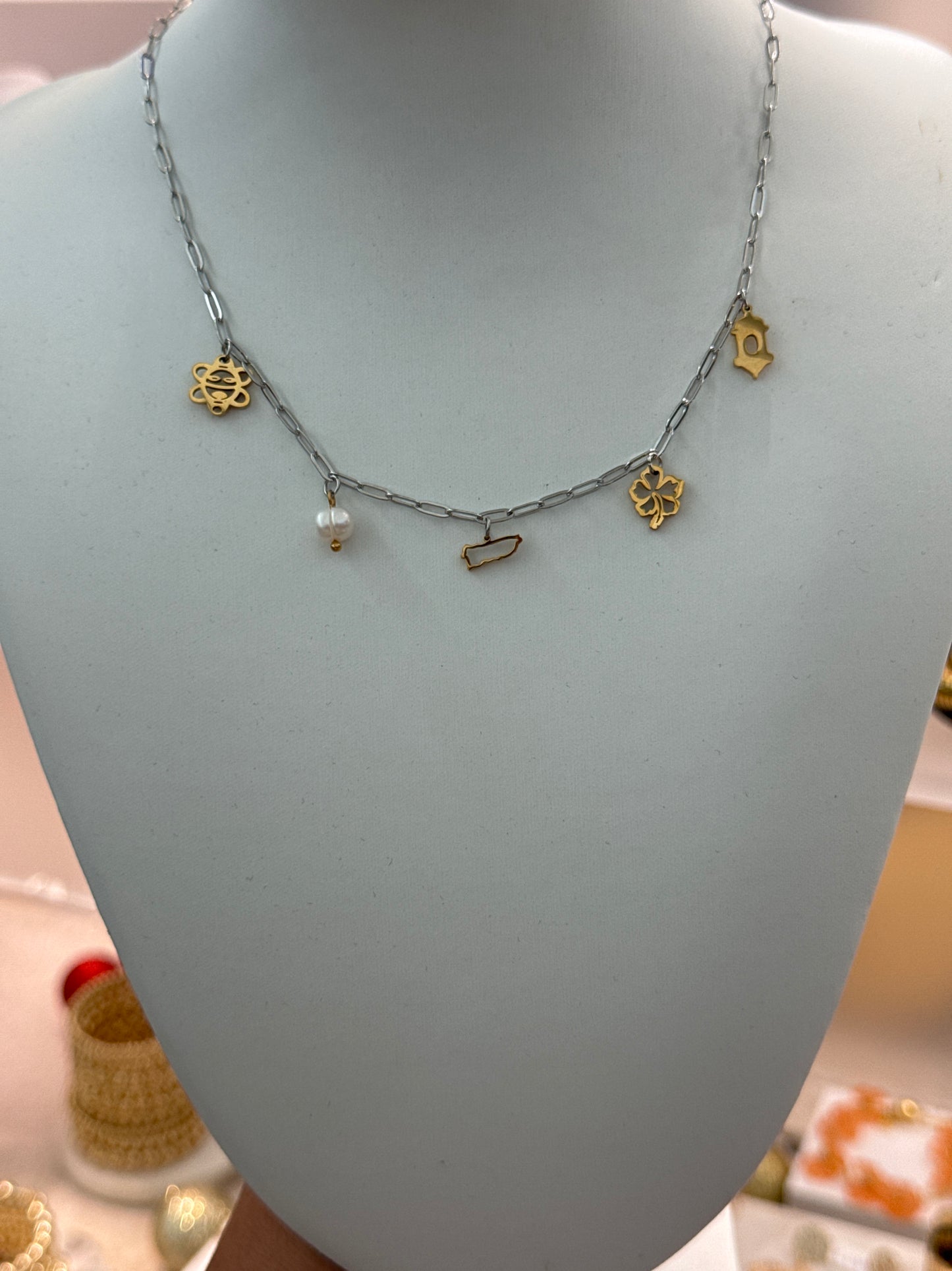 Boriqueña necklace