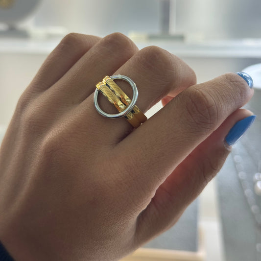 Gold buckle ring