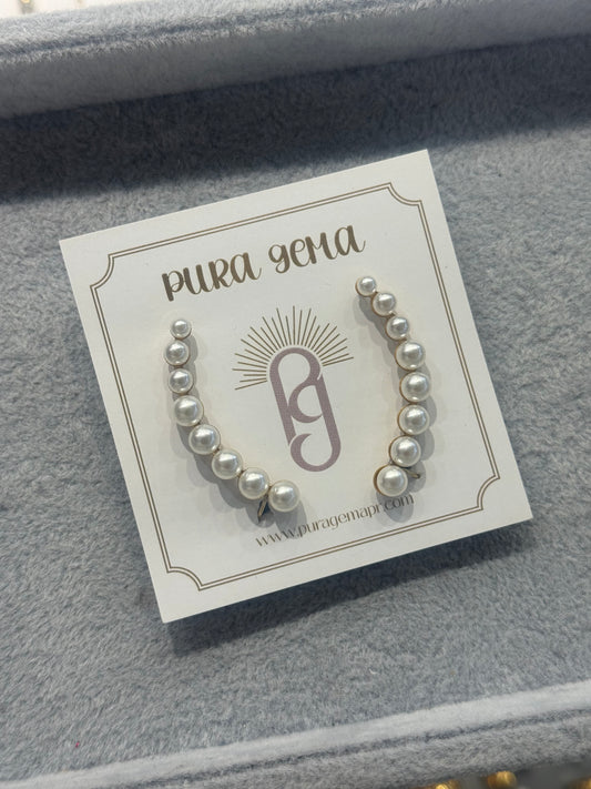 Orejero perlado earrings