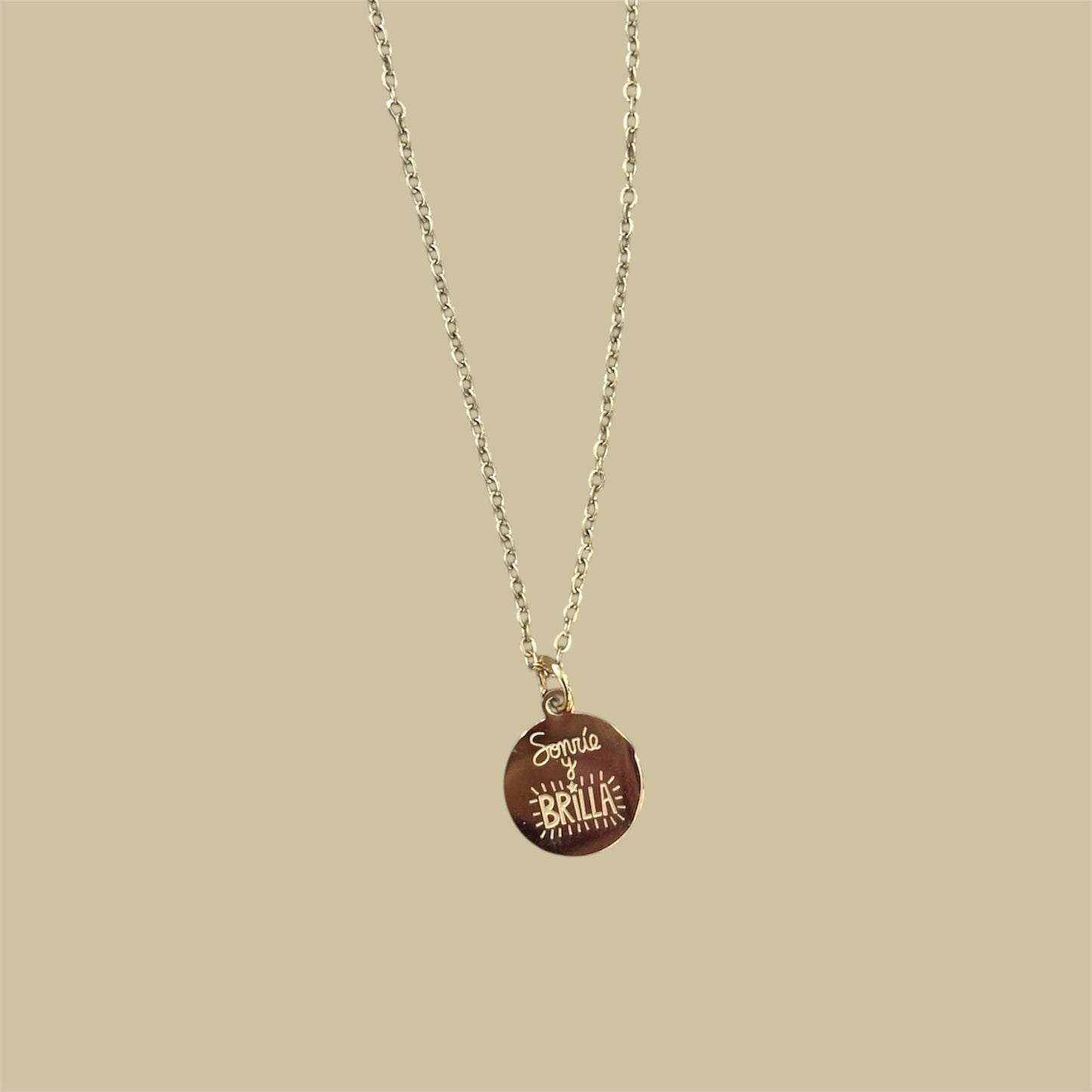 Sonríe y brilla necklace