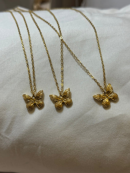 Mariposita necklace