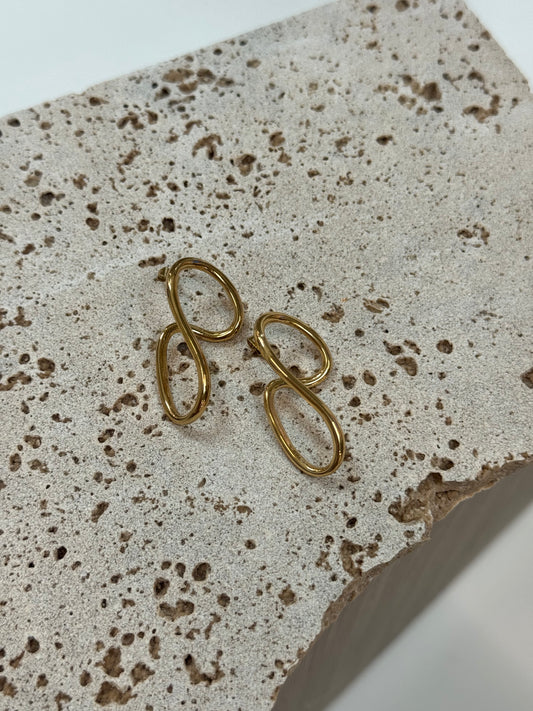 Wave dangle earrings