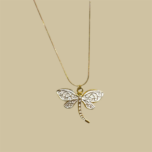 Golden libélula necklace