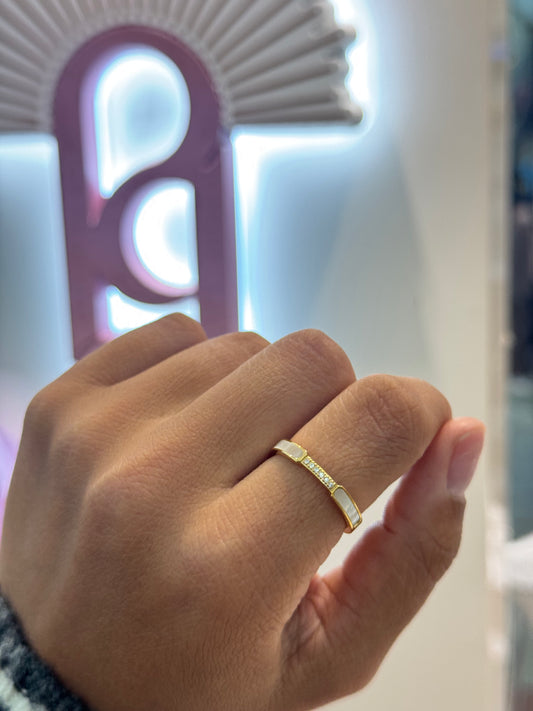 Valeria ring