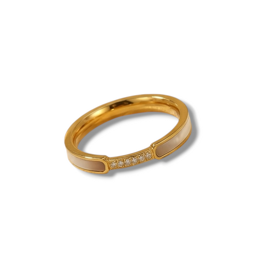 Valeria ring