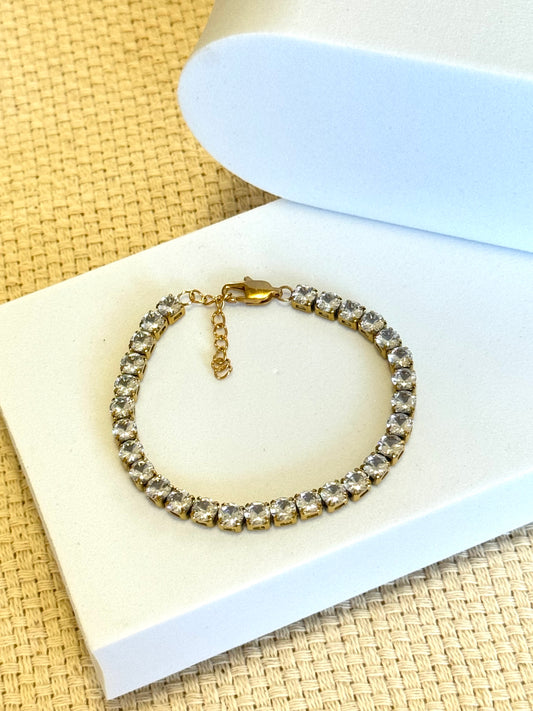 Tennis bracelet