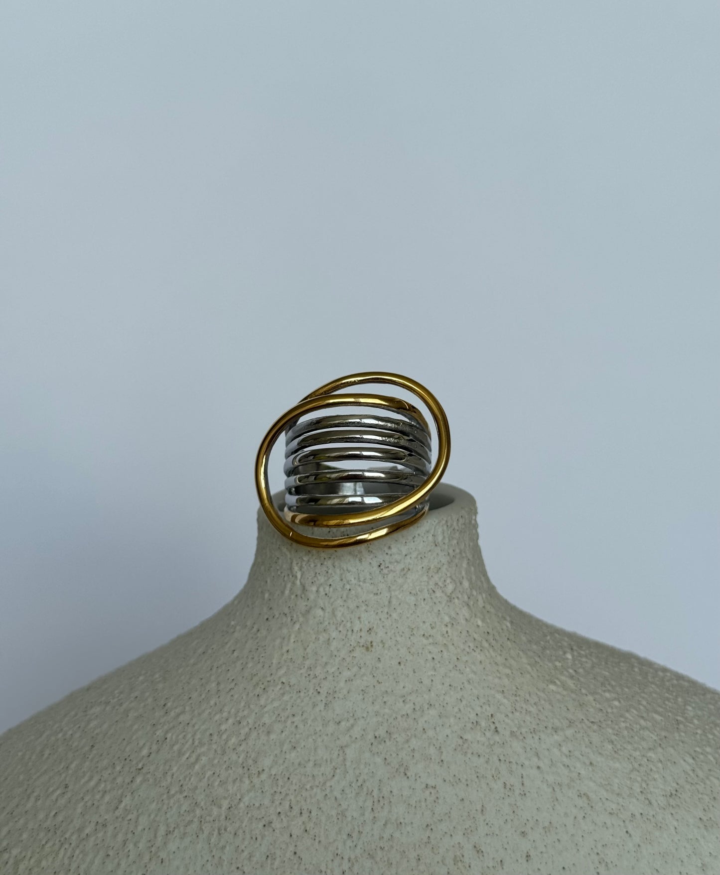 Aurola ring