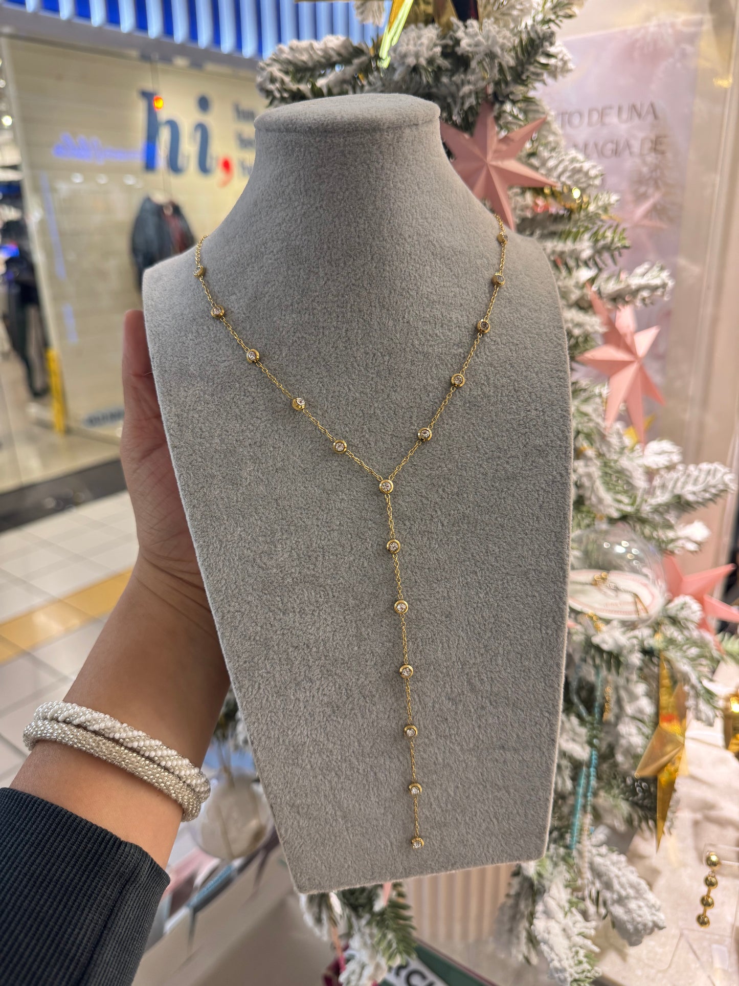 Dainty lariat necklace
