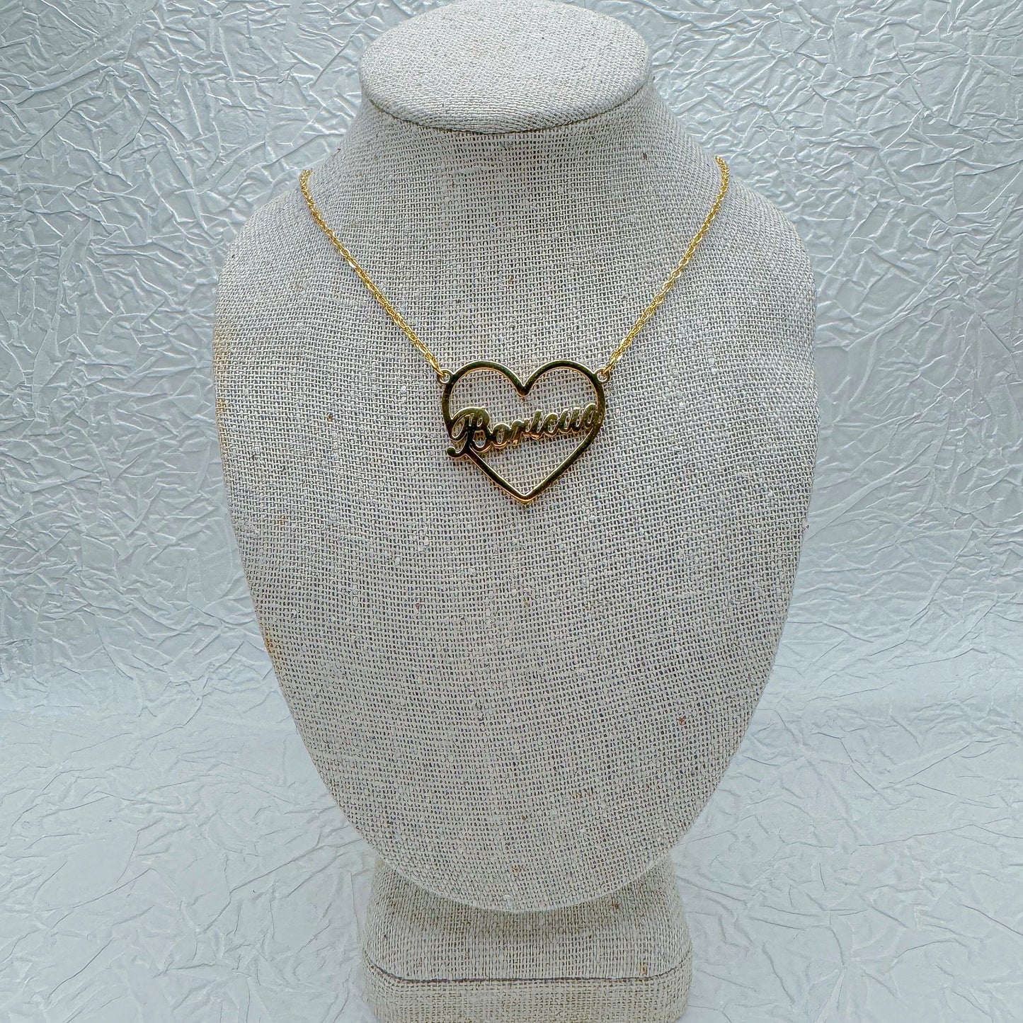 Isla necklace