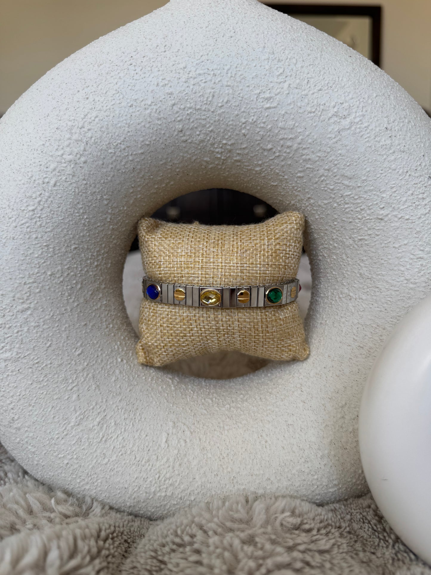 8904 bracelet
