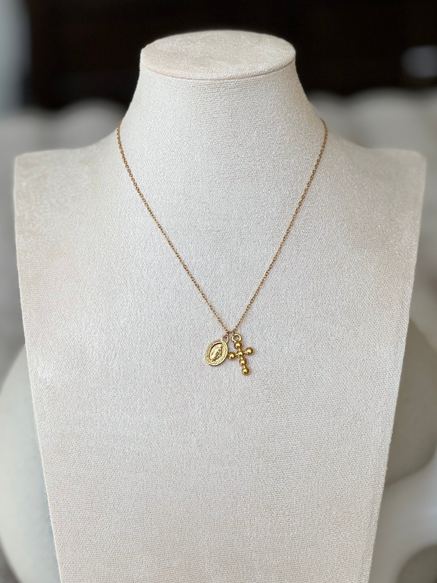 4729 necklace