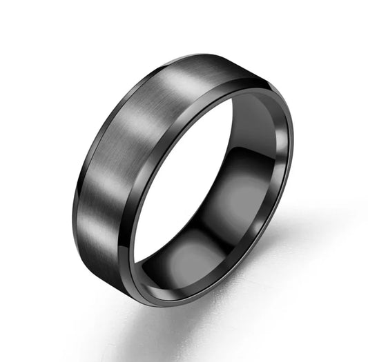 Man black ring