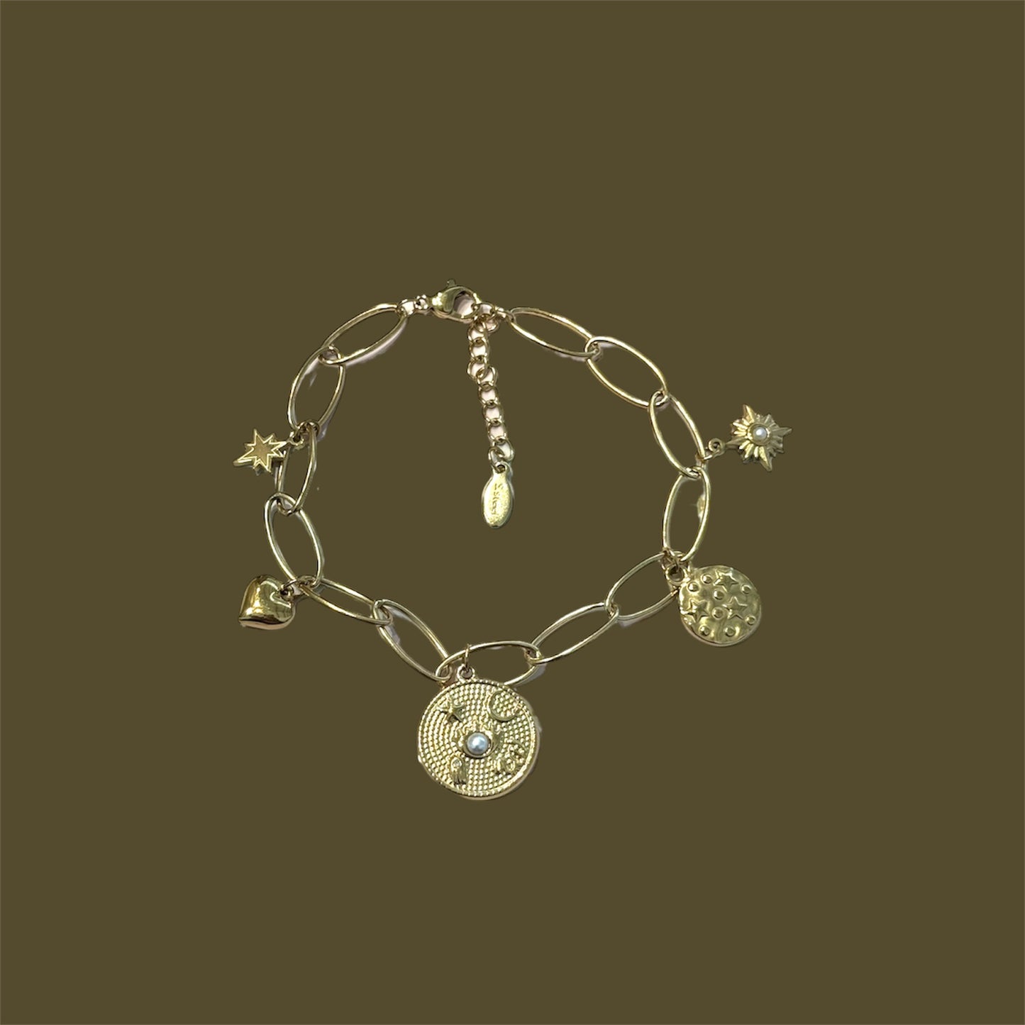 Pearl charm bracelet