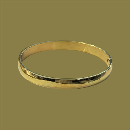 Golden bangle bracelet