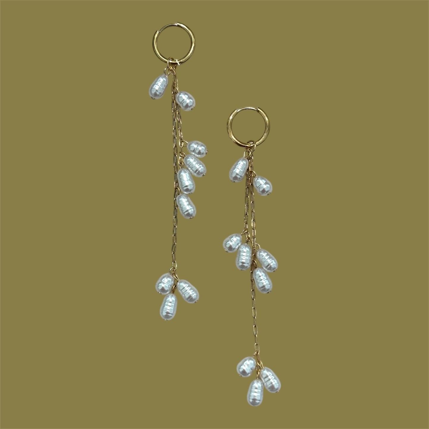 Tangle pearls earrings