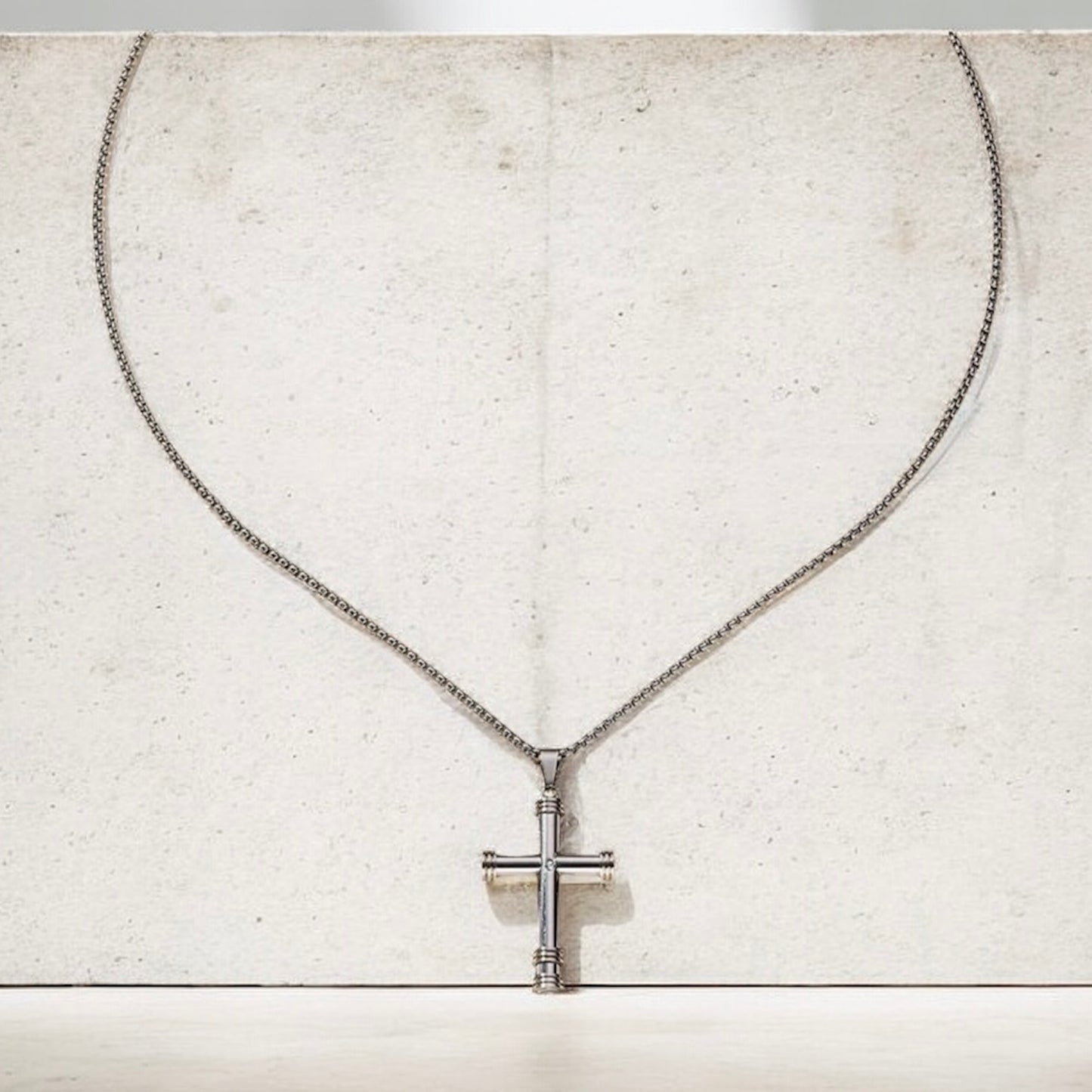 Isaac men necklace