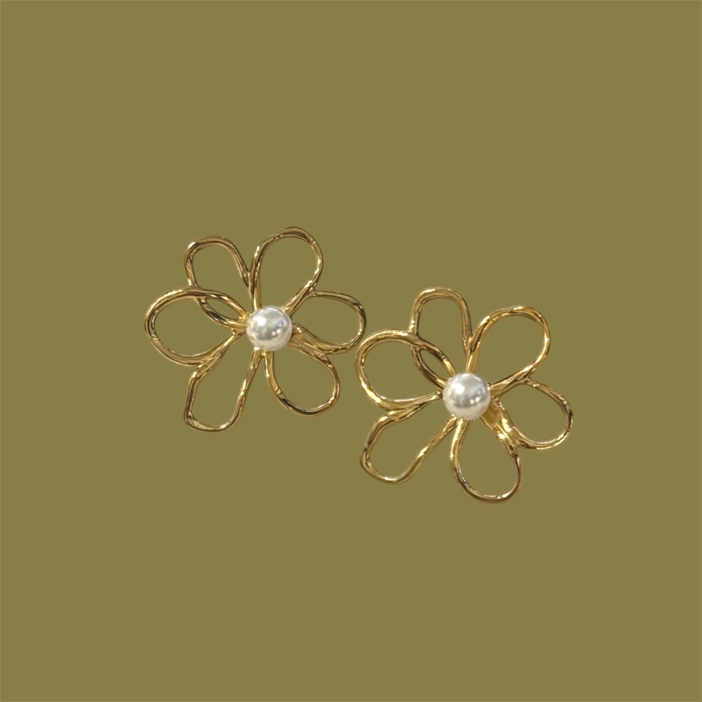 La flor earrings