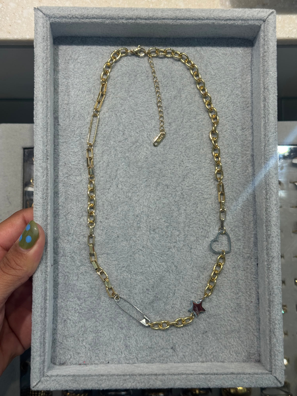 Clip heart necklace