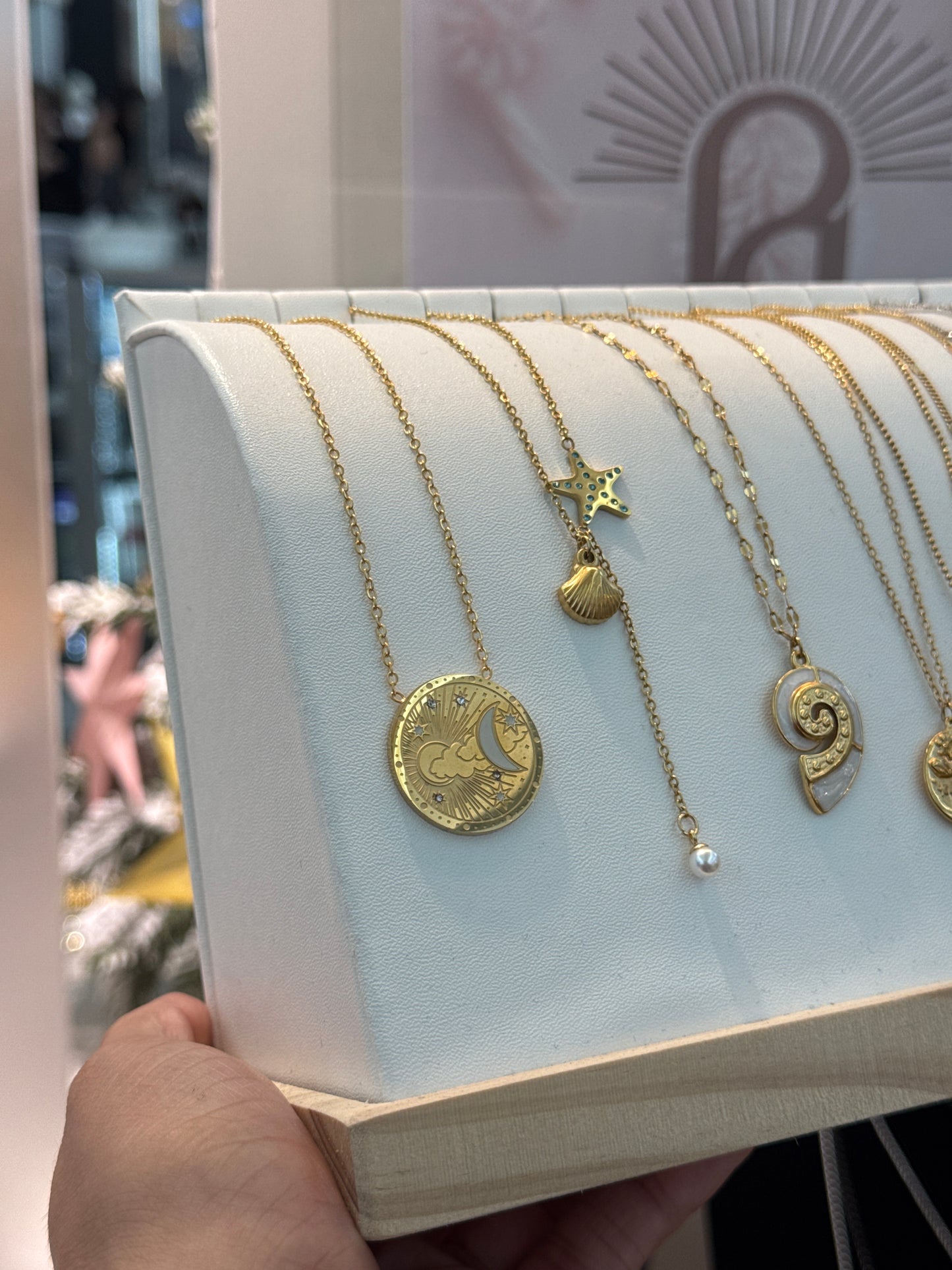 Isabella necklace
