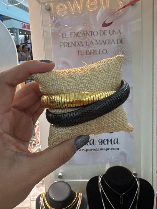 Double twist bracelet