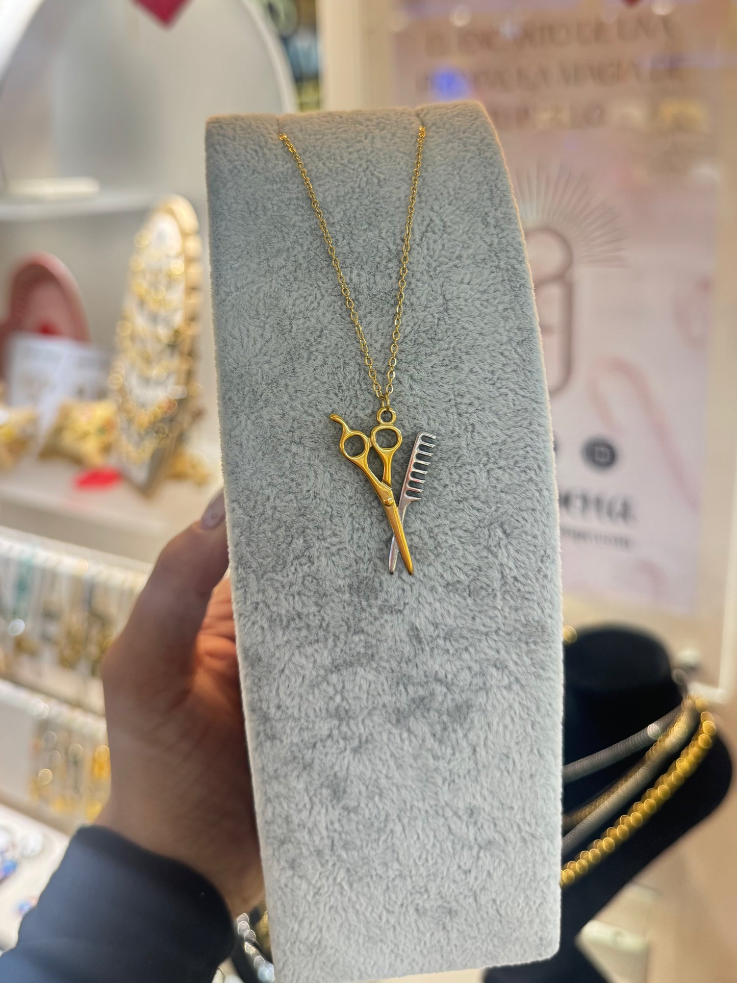 Beautician necklace