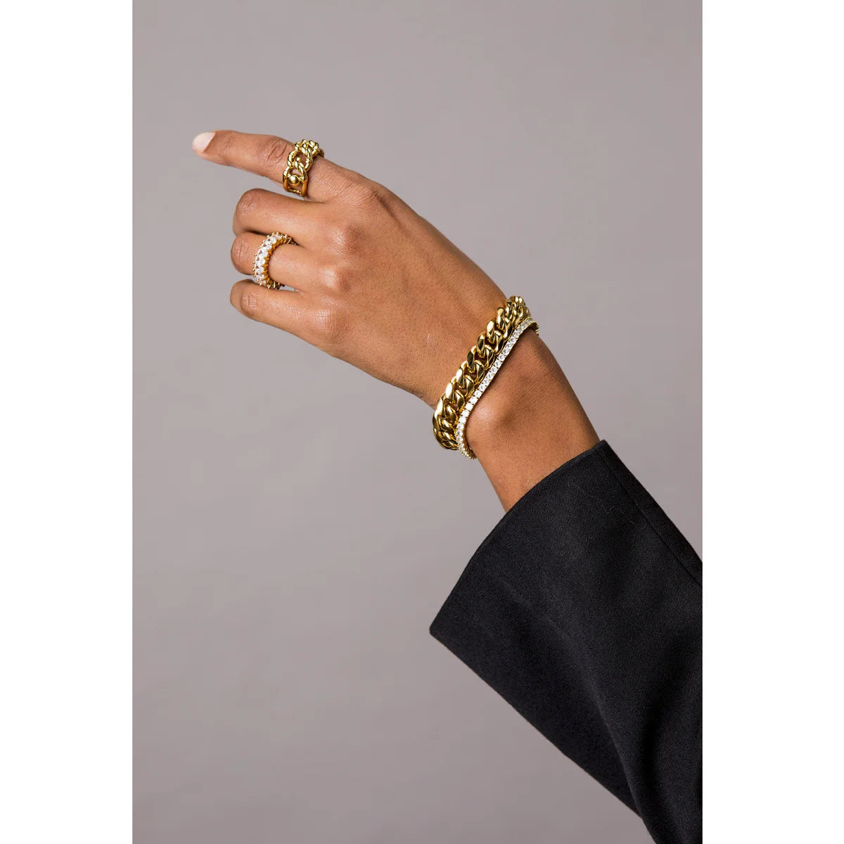 Classic tennis bracelet