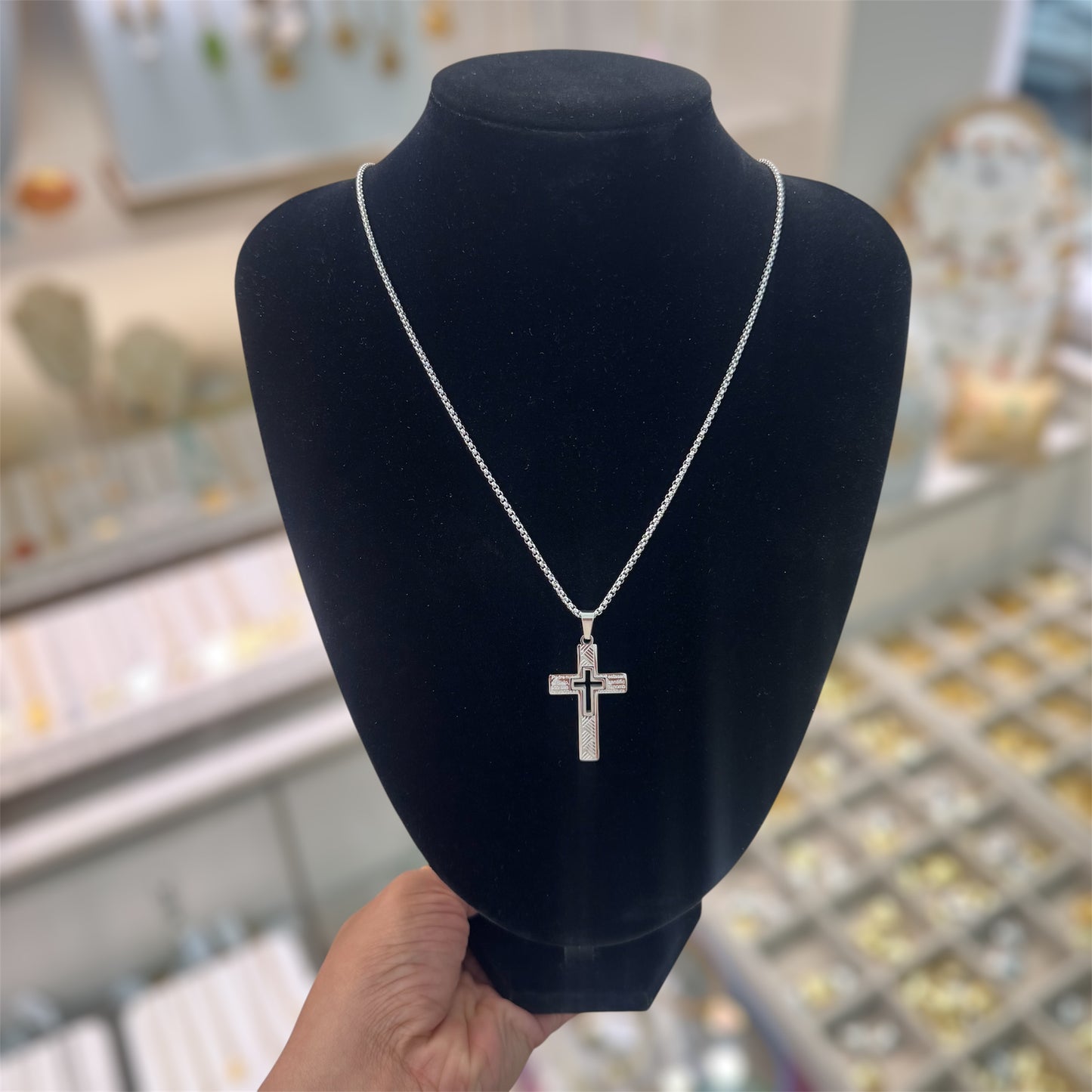 Cruz Padre Nuestro men necklace