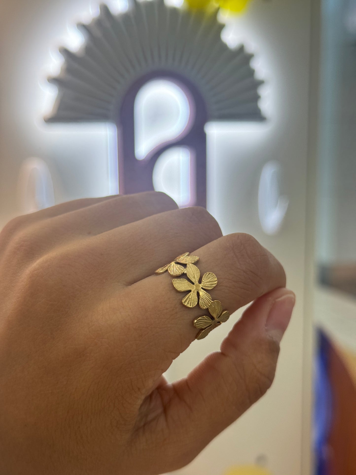 Genilis ring