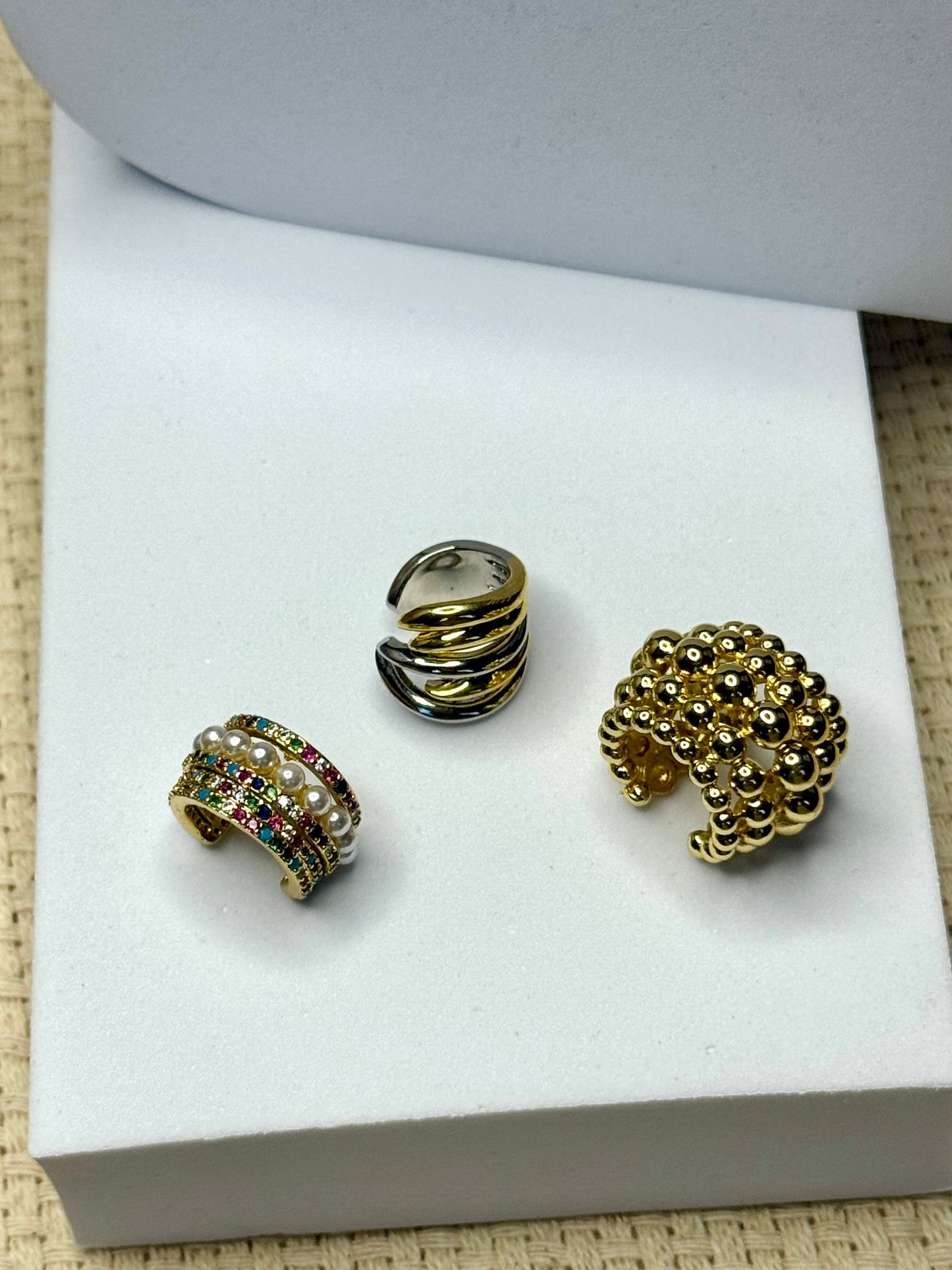 Earcuff earrings