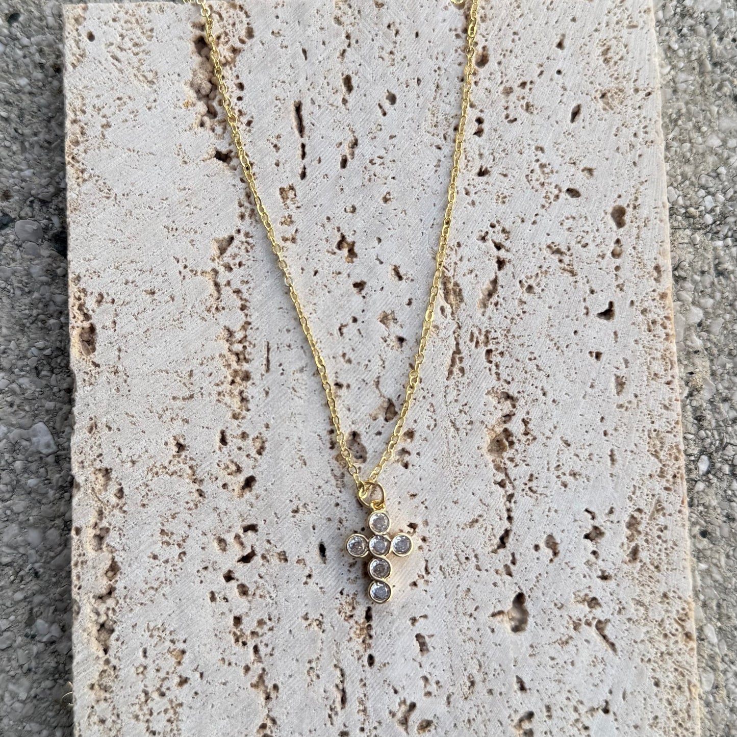 Cruz necklace