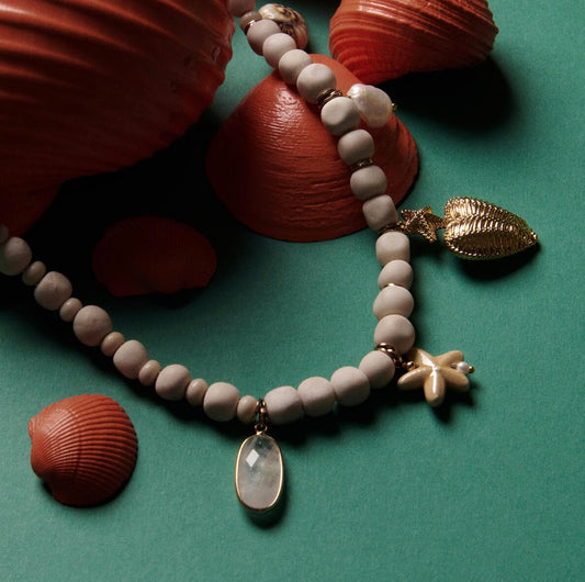 Cream shell necklace