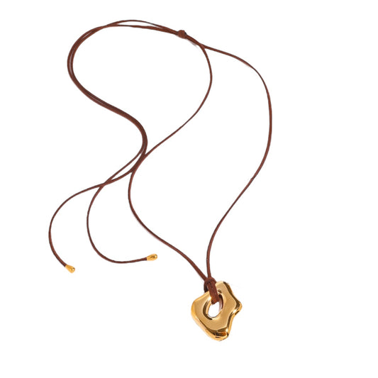 Pendant necklace