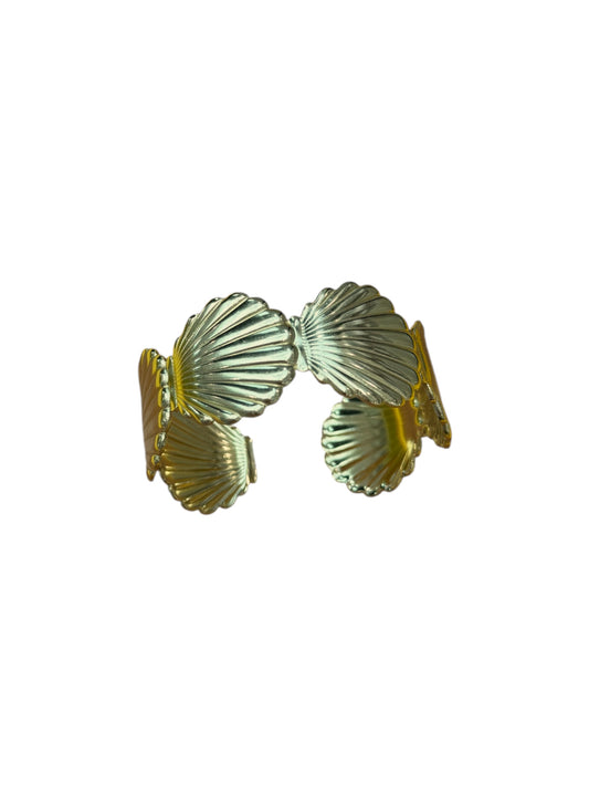 Shell cuff bracelet