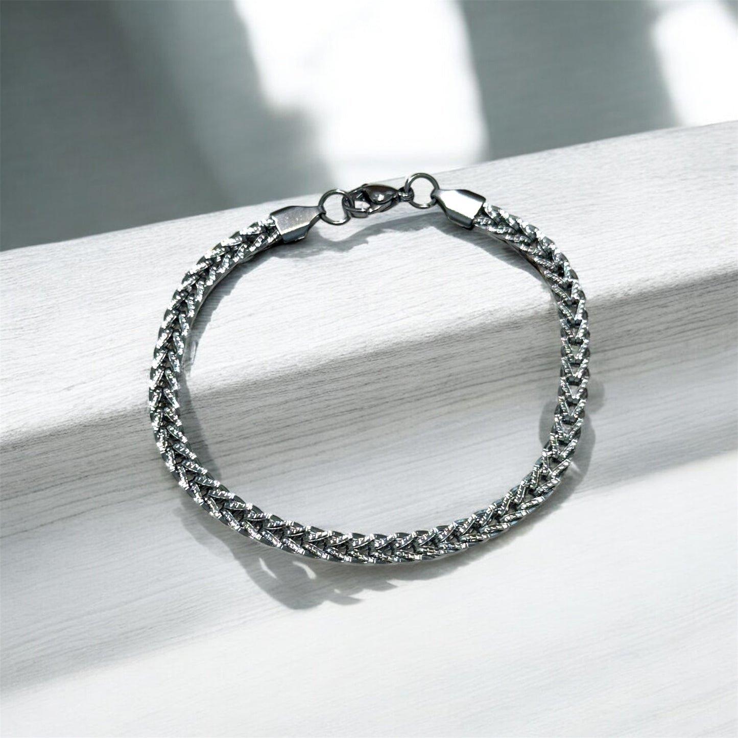 Men wire bracelet
