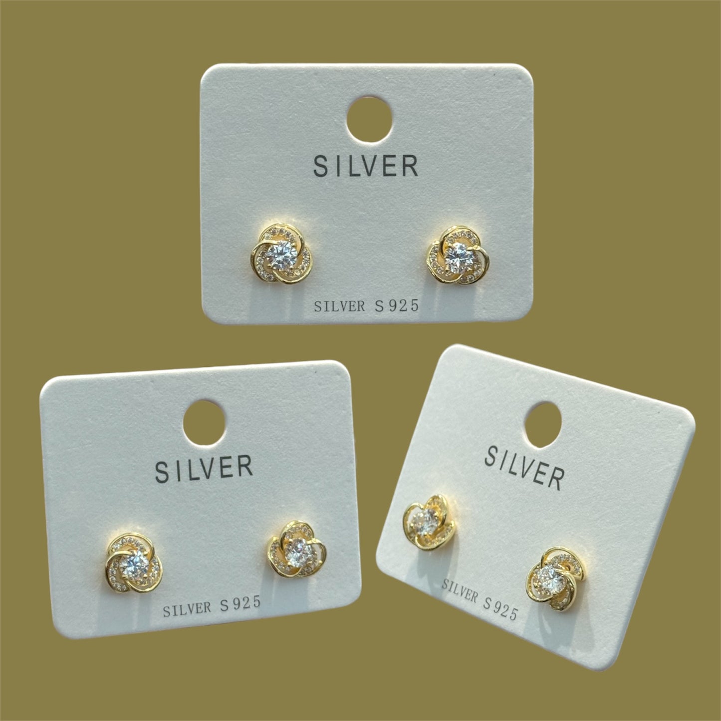 Diamond flowers earrings